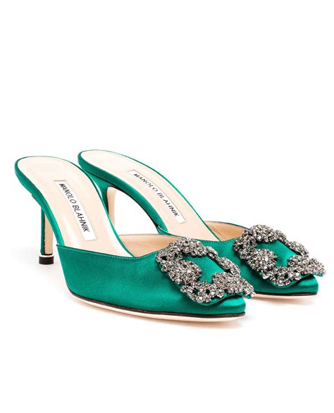 Satin mules in green 